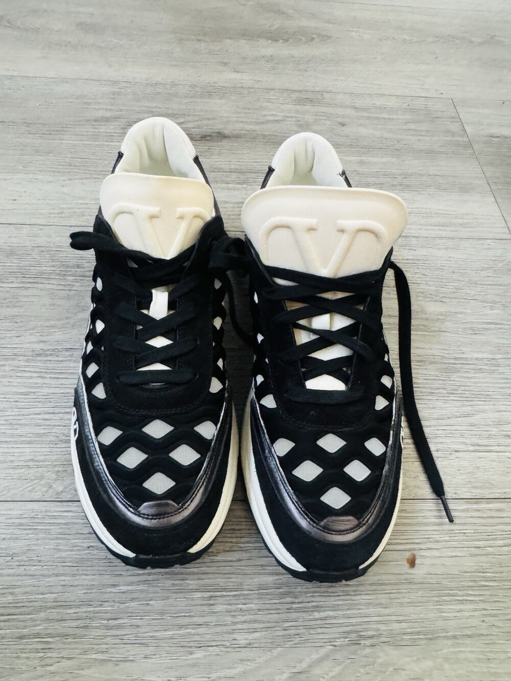 Valentino Garavani Ready Go Sneakers Low-Cut Black Leather Size 40/10